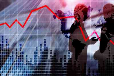 Diagramm mit rotem Abwärtspfeil
